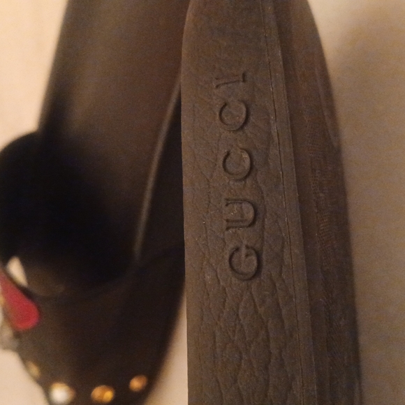 Authentic Gucci slides very rare - Picture 5 of 8